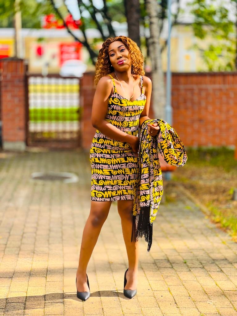 ESHEY TWO PIECE SET (FRINGE KIMONO AND SHORT DRESS)