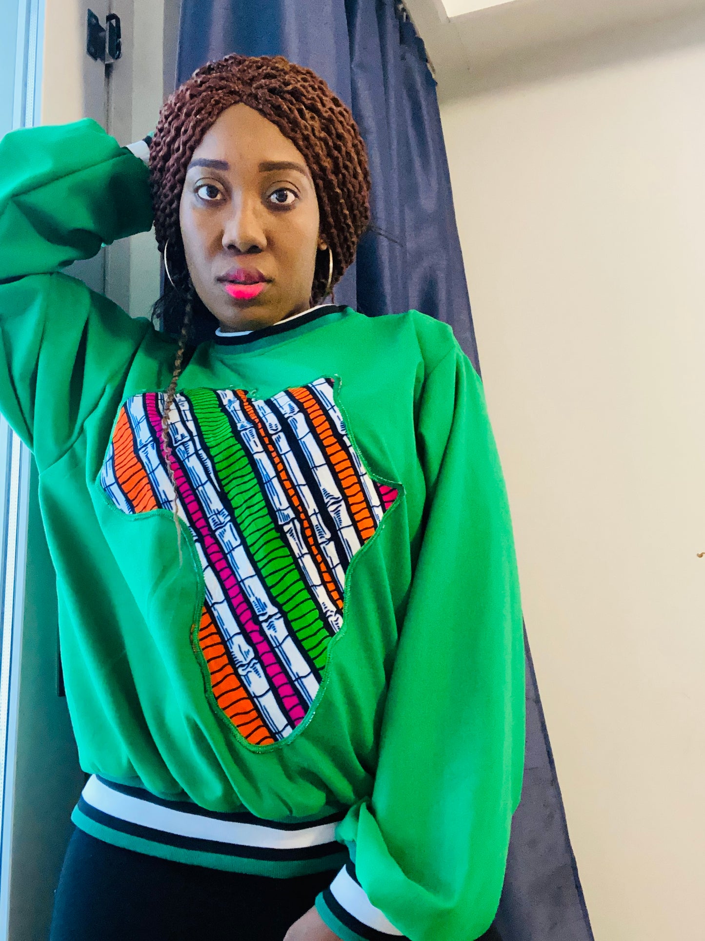 AWA UNISEX AFRO KARTTA COLLEGEPAITA (PRE-ORDER)